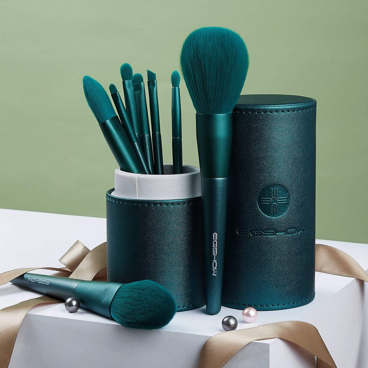 VEGAN SERIES - 8 PCS JADE GREEN BRUSH KIT | CYLINDER